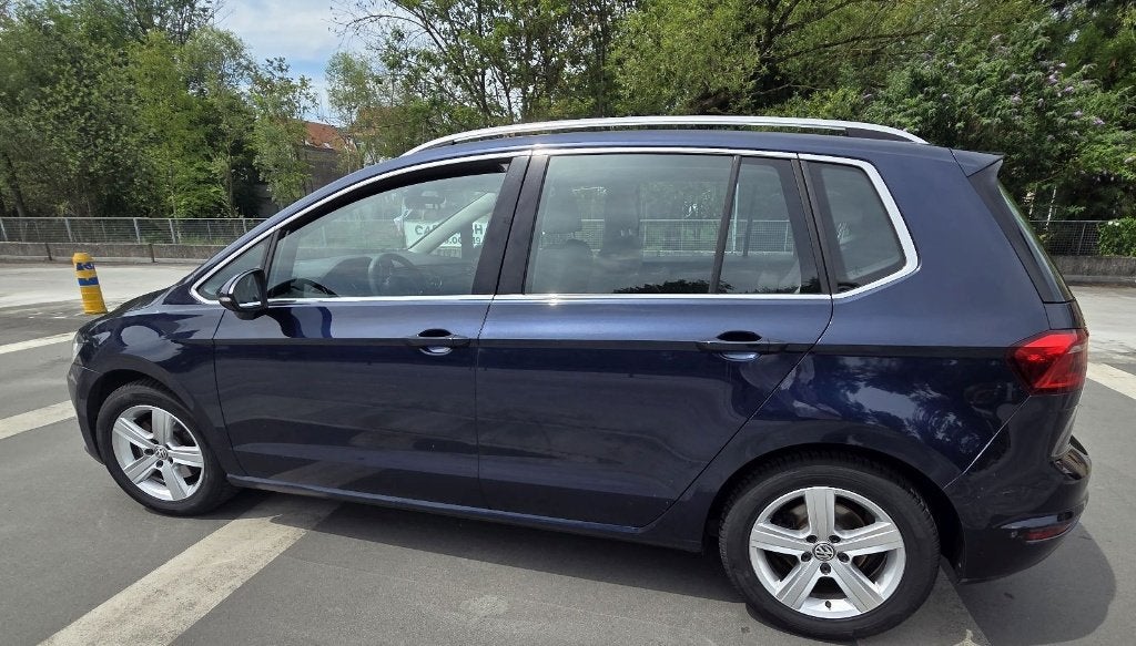 GOLFSPORTWAGEN 2017 - 56.000 KM, Multifunctioneel stuurwiel, Blauw, 5 zetels, 5 deurs
