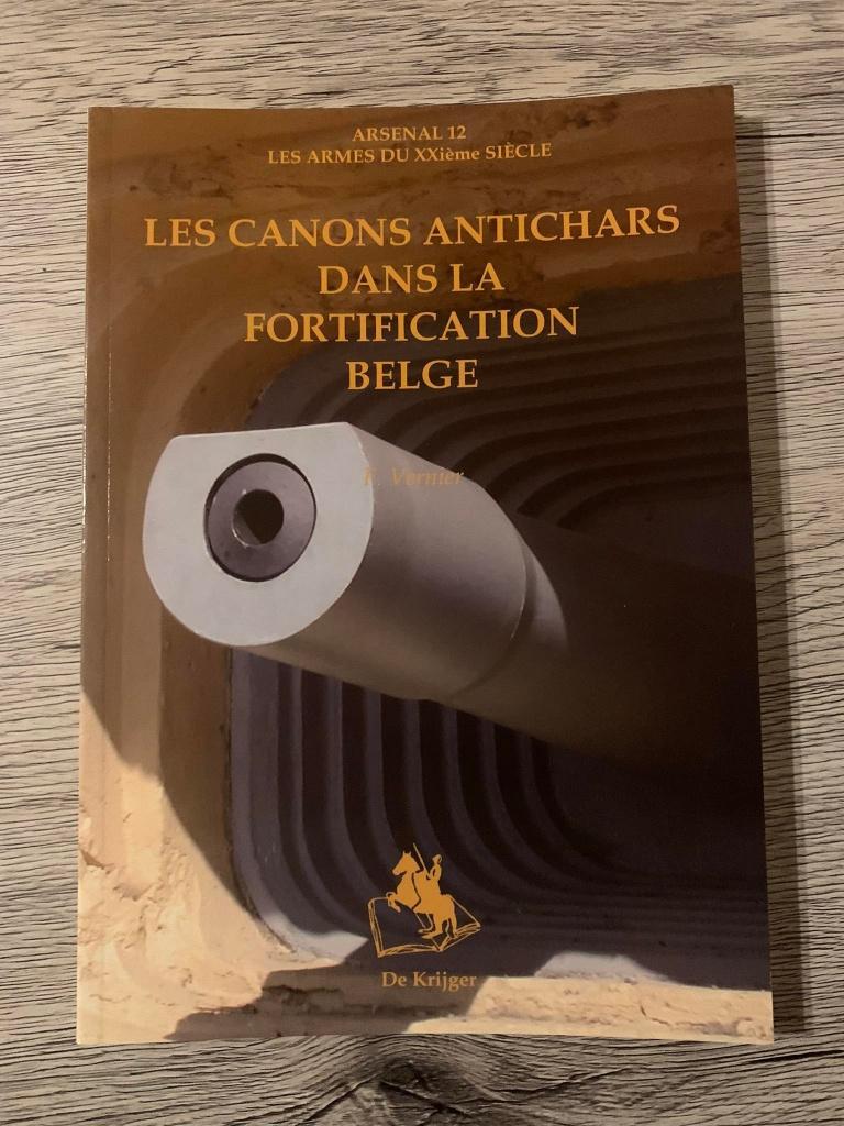1940 BELGISCH ANTI-TANK Les canons antichars dans la..., Verzamelen, Ophalen of Verzenden