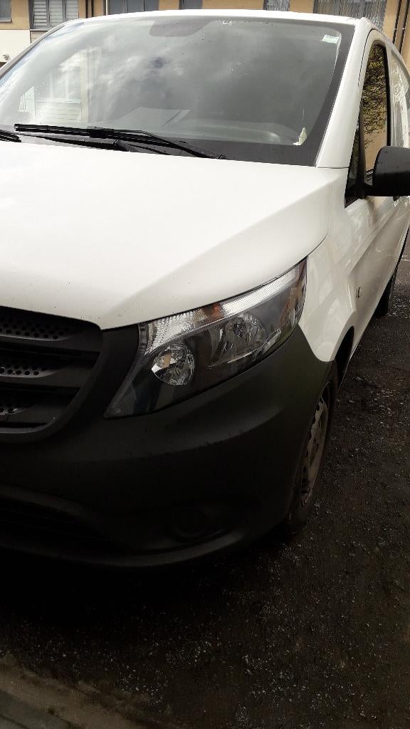 mercedes vito 114 CDI, Autos, Camionnettes & Utilitaires, 100 kW, 3 places, Boîte manuelle, Entretenue par le concessionnaire