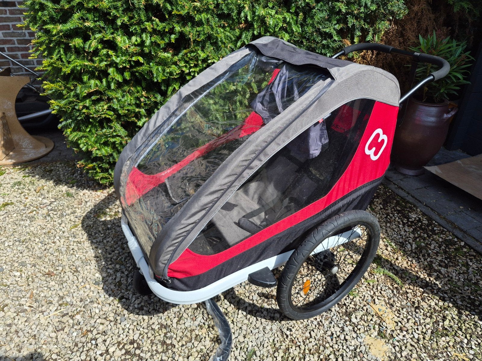 Remorque à vélo en parfait état, Enlèvement