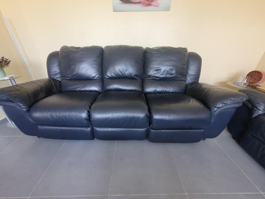 SALON EN CUIR, Moins de 75 cm, Quatre personnes ou plus, Moins de 150 cm, Comme neuf