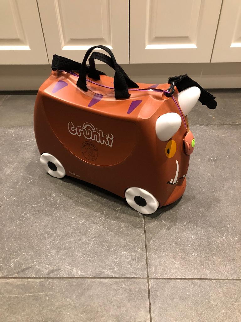 Kinderkoffer, Ophalen, Zo goed als nieuw, Hard kunststof, Wieltjes