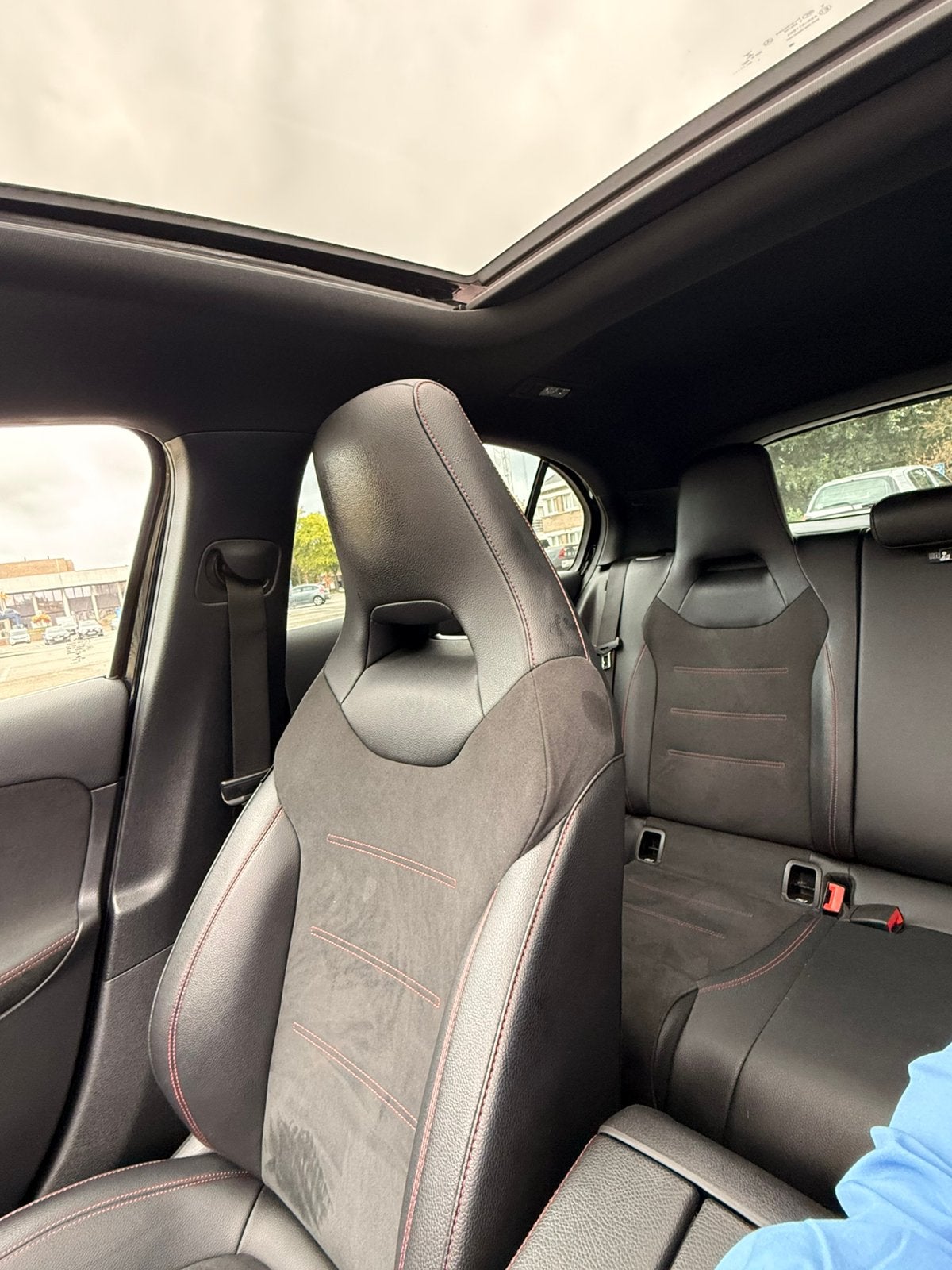 Mercedes-Benz A180 AMG 2020 Automaat – 136 PK, Enlèvement