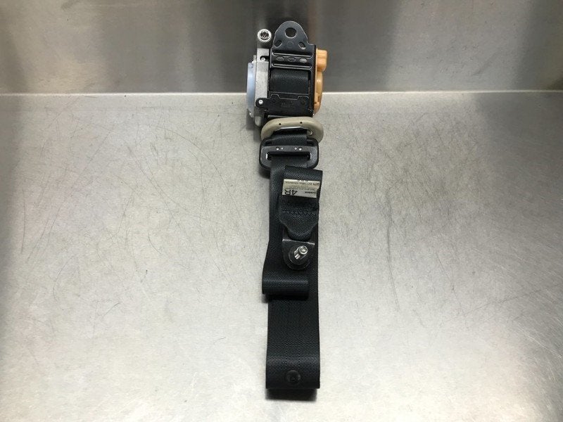 CEINTURE DE SECURITE AVANT DROIT Nissan Murano (Z51), Dhr. M. Roggen, Stadsweg 37 37
9917 PV  WIRDUM GR., NL, Nissan, Utilisé