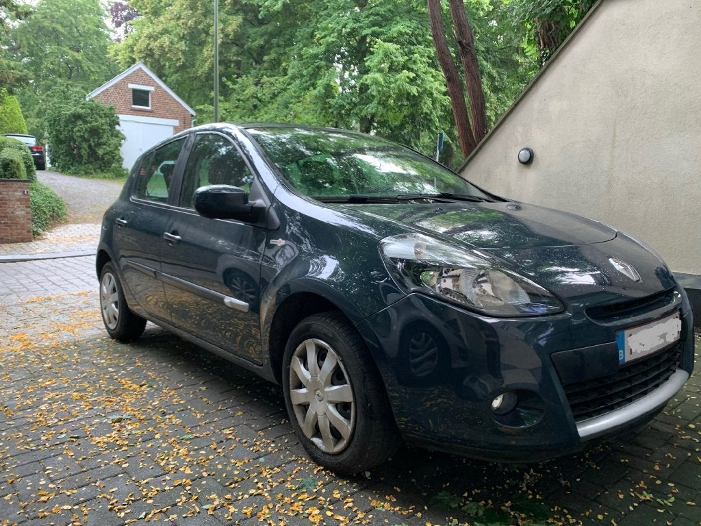 Renault Clio TomTom edition Benzine minder dan 40.000 km, Autos, Renault, Particulier, Clio, Airbags, Air conditionné, Verrouillage central