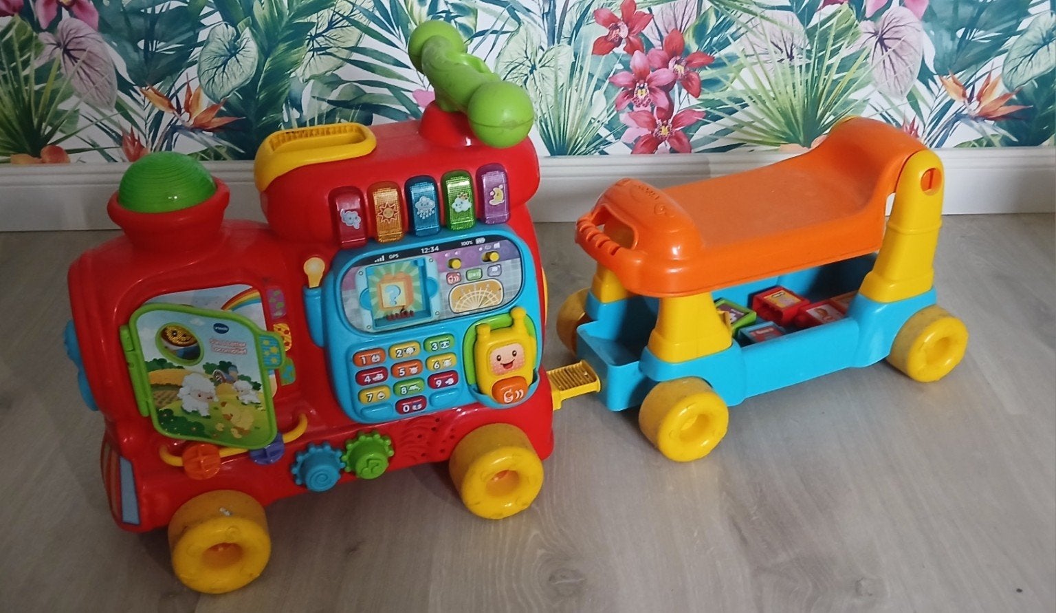 VTech Rijd & Leer Letterlocomotief – Interactieve loopwagen, Ophalen