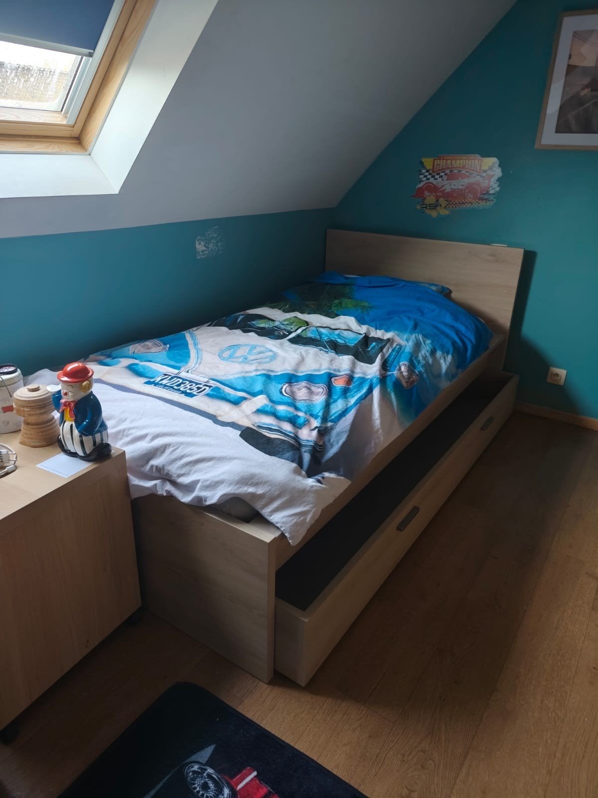 1 persoons bed met lade  en nachtkastje staat niet op foto, Huis en Inrichting, Slaapkamer | Complete slaapkamers, Ophalen, Zo goed als nieuw