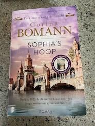 Boek 'Sophia's hoop' van Corina Bomann, Boeken, Ophalen of Verzenden, Gelezen