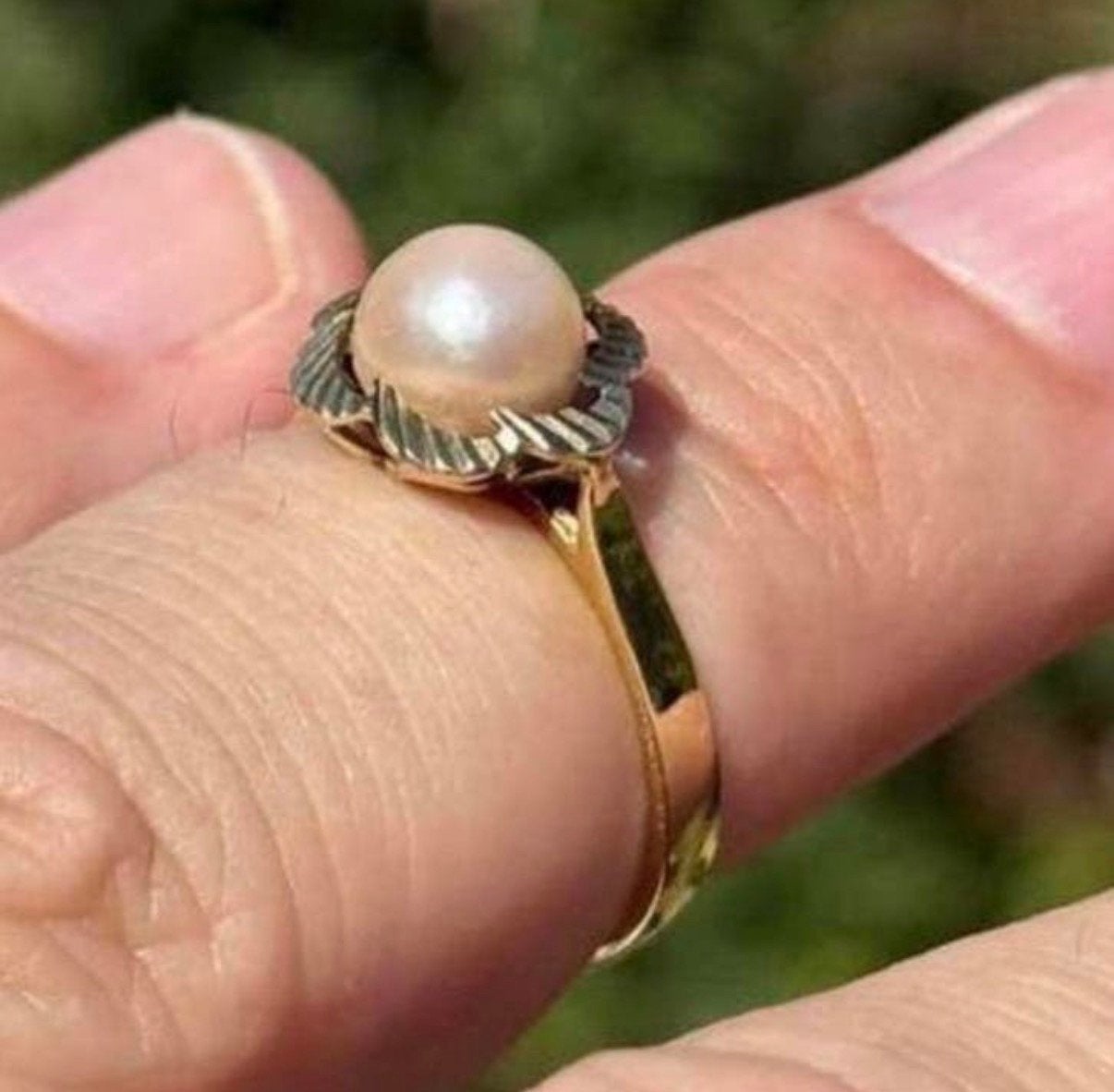 14 karaat gouden vintage ring met natuurlijke parel!, Geel, Ophalen of Verzenden, 17 tot 18, Dame