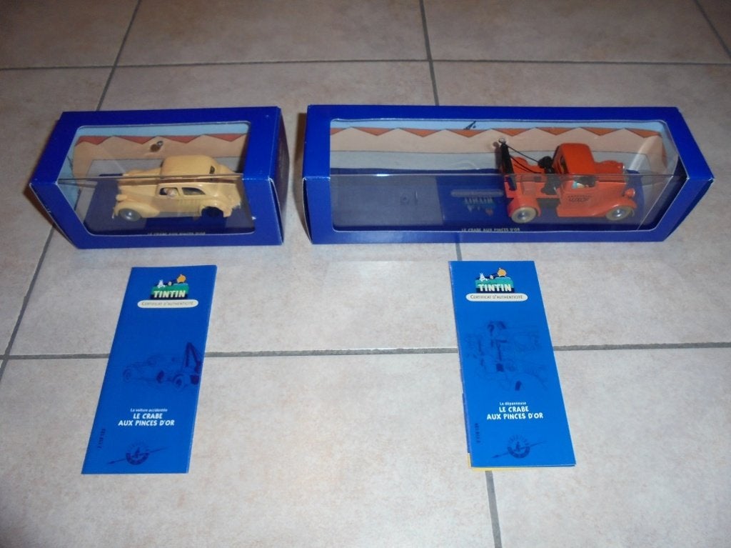2 Kuifje auto's serie Atlas met certificaat, Ophalen of Verzenden, Kuifje, Nieuw, Overige typen