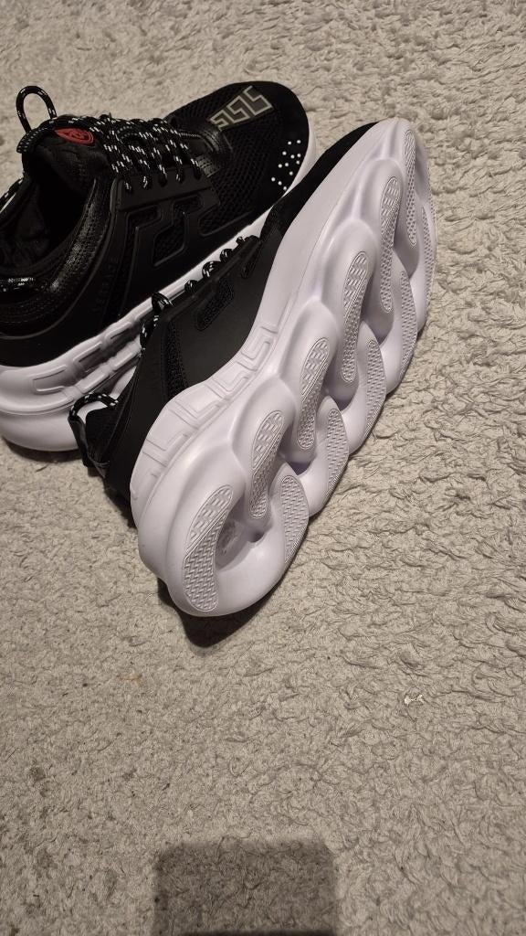 Versace Chain Reaction sneakers, Kleding | Dames, Ophalen, Zwart, Nieuw, Sneakers