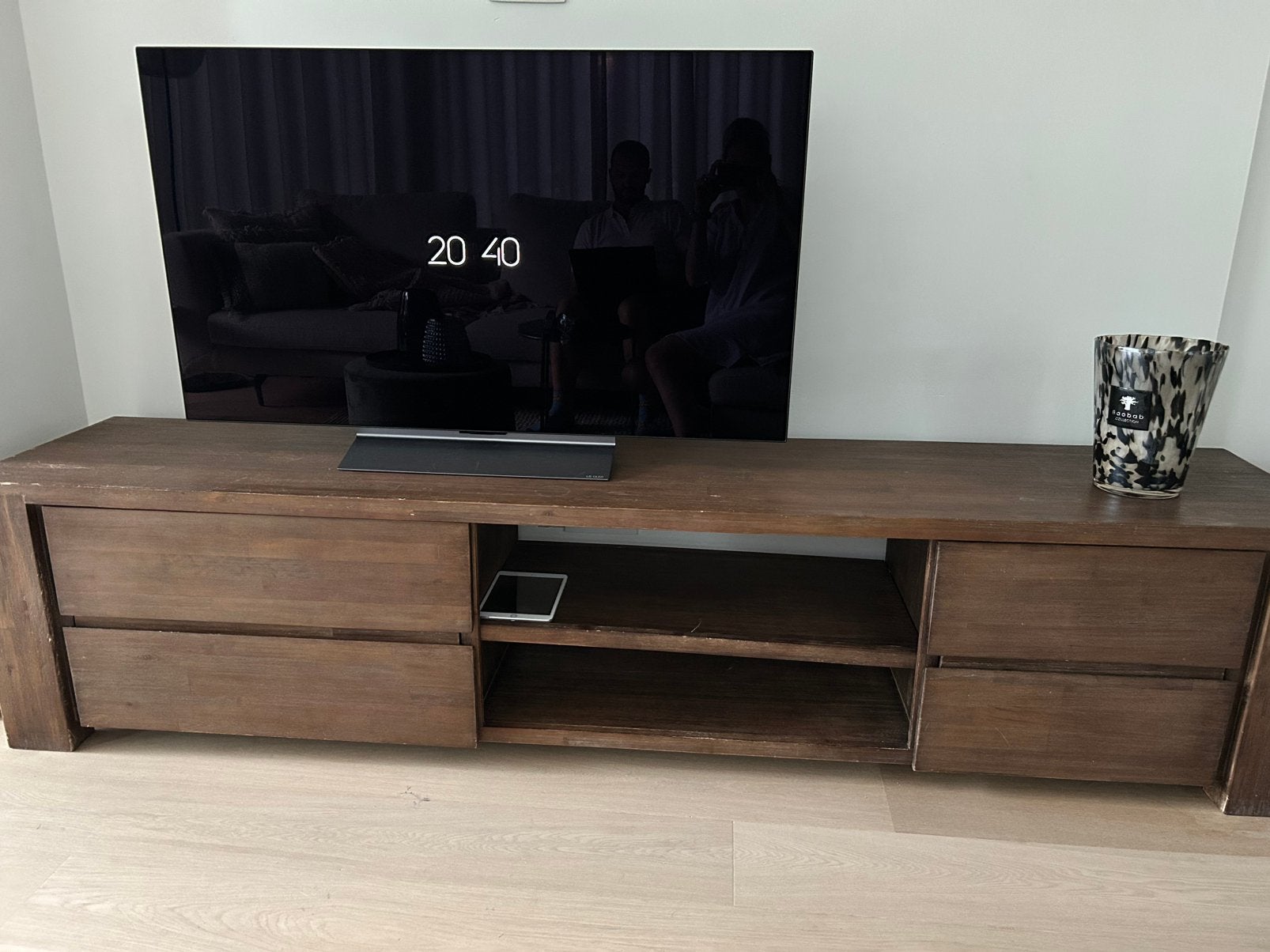 Televisie kast in hout - GRATIS, Ophalen, Gebruikt, 200 cm of meer, Minder dan 100 cm