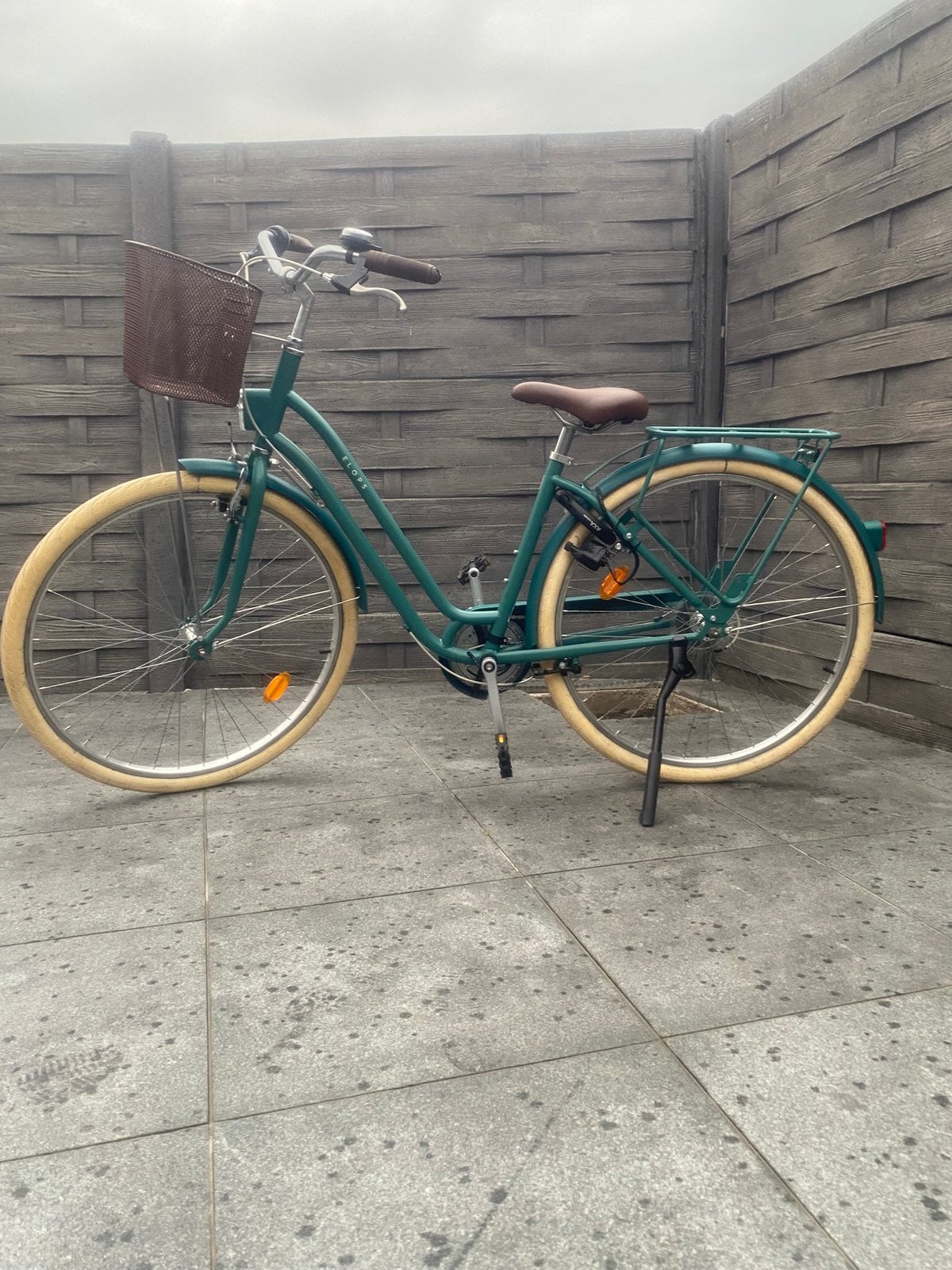B-Twin Elops 520.  28 inch damesfiets, Fietsen en Brommers, Ophalen, Zo goed als nieuw, Overige merken, Versnellingen