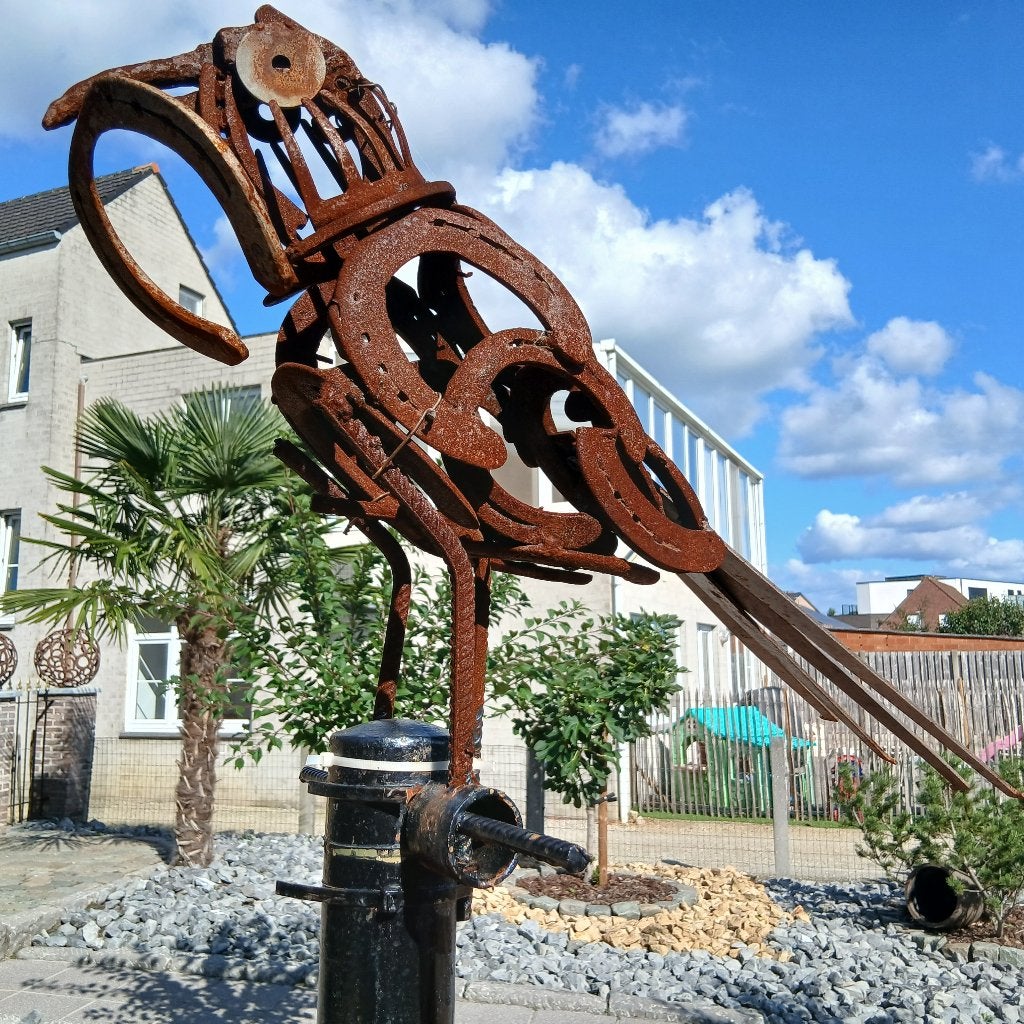 tuinbeeld & hoefijzeren vogel & hoefijzeren kunstwerk, Tuin en Terras, Ophalen, Zo goed als nieuw, Metaal, Dierenbeeld