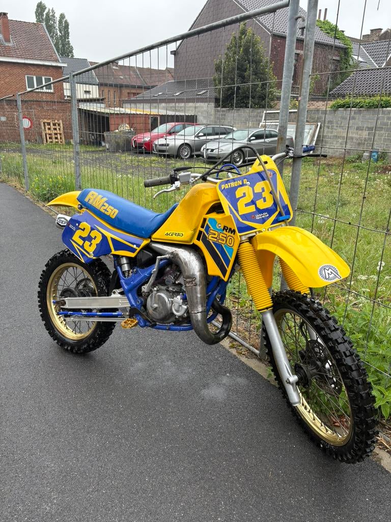 Suzuki 250cc, Ophalen, Zo goed als nieuw, Suzuki