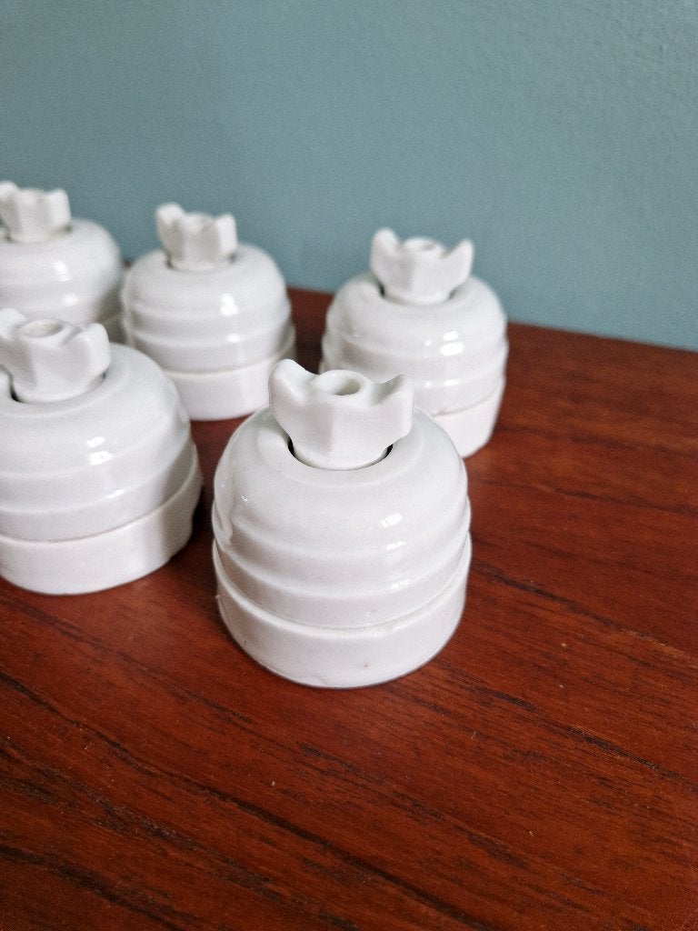 Ancien interrupteur en porcelaine (10 disponibles), Antiquités & Art, Enlèvement ou Envoi