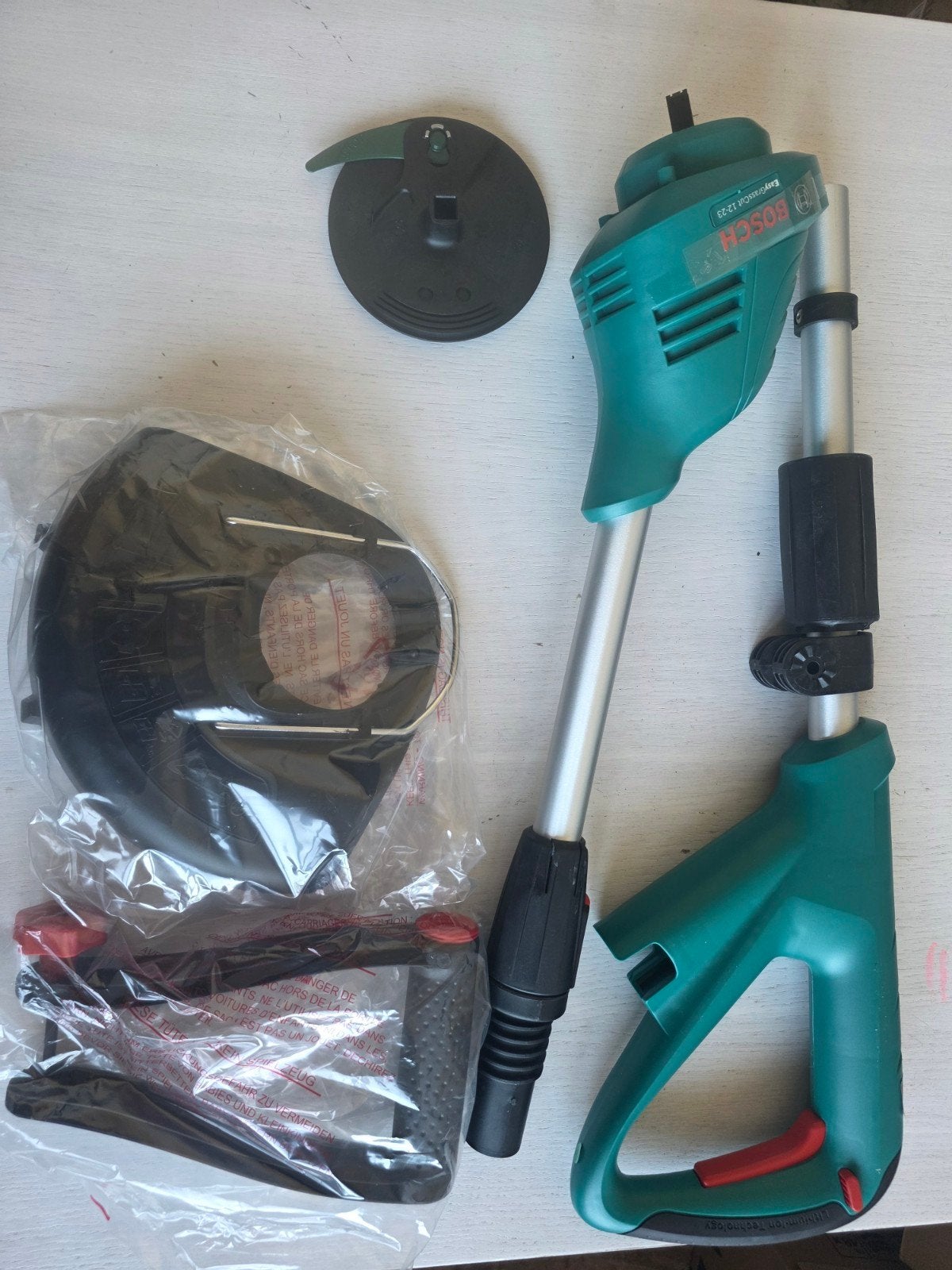 lichte en handige accu grastrimmer Bosch EasyGrassCut 12-23, Tuin en Terras, Ophalen of Verzenden, Nieuw, Accu, Bosch