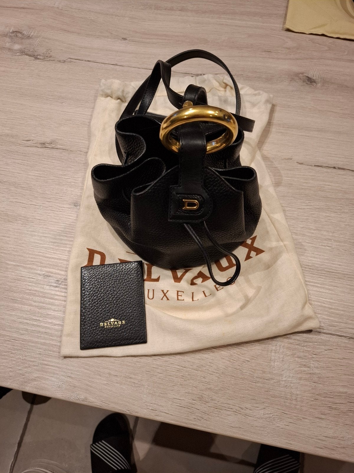 Delvaux handtas rond, Ophalen, Nieuw, Zwart, Handtas