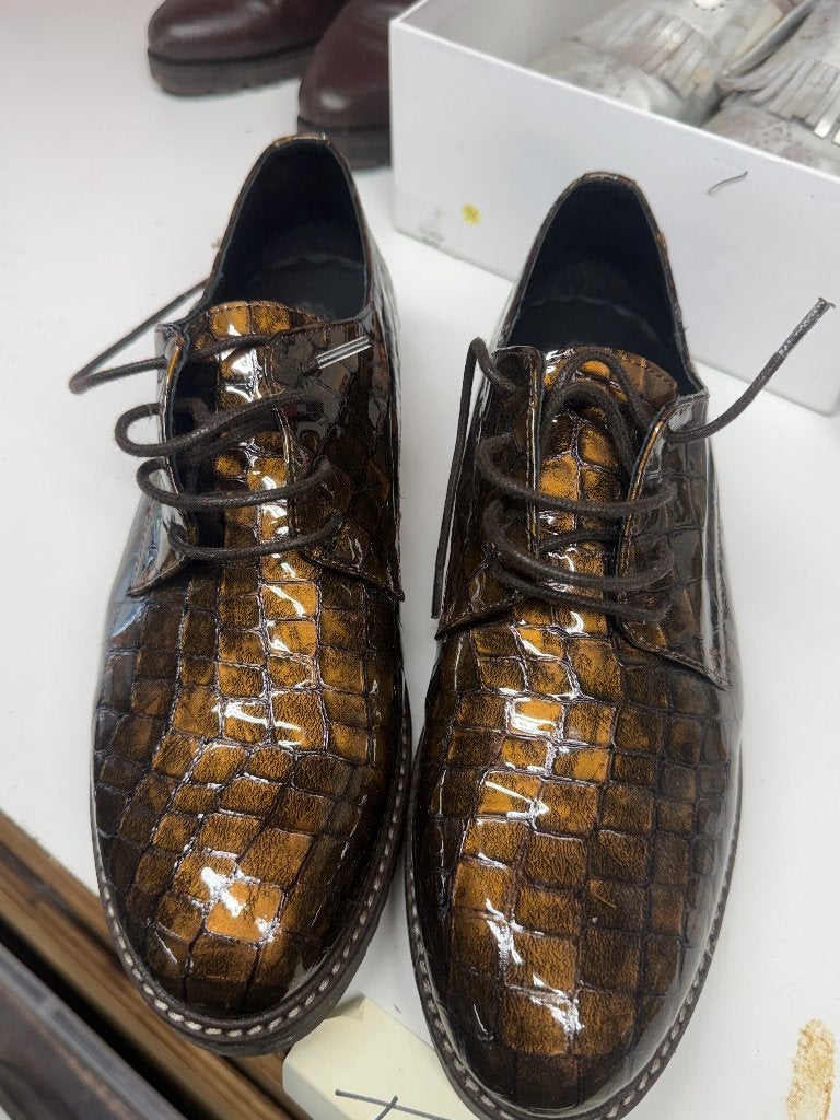 Derbies croco bronze P 42, Vêtements | Hommes, Neuf, Chaussures à lacets, Brun, Enlèvement