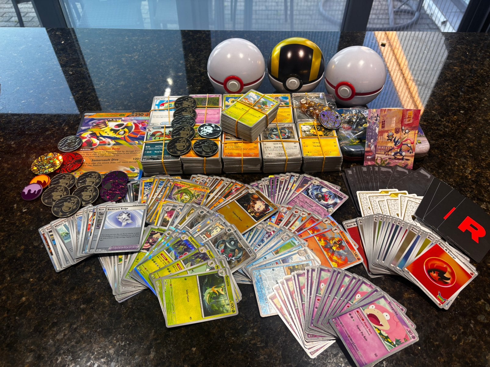 Grand pack de cartes Pokémon + accessoires, Enlèvement, Comme neuf