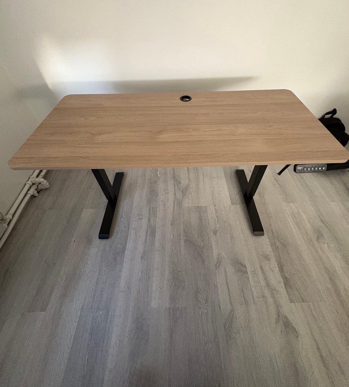 Elektrisch verstelbaar bureau – 120 x 60 cm, Huis en Inrichting, Ophalen, Zwart, Elektrisch, Zo goed als nieuw