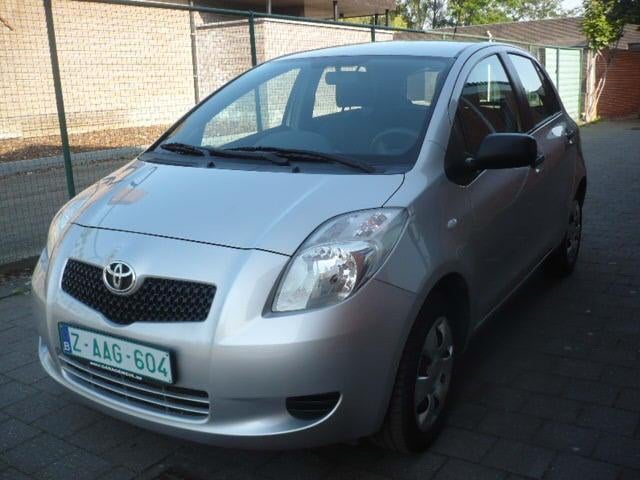 YARIS BENZ. VOOR EEN BEPERKTE BEURS, Auto's, Toyota, Particulier, Te koop, Yaris, ABS, Airbags, Electronic Stability Program (ESP)