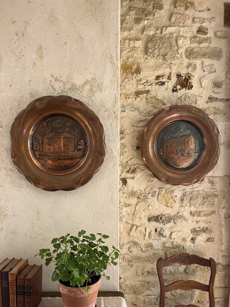 Lot de 2 grandes assiettes murales décoratives  (Ø 33 cm), Envoi