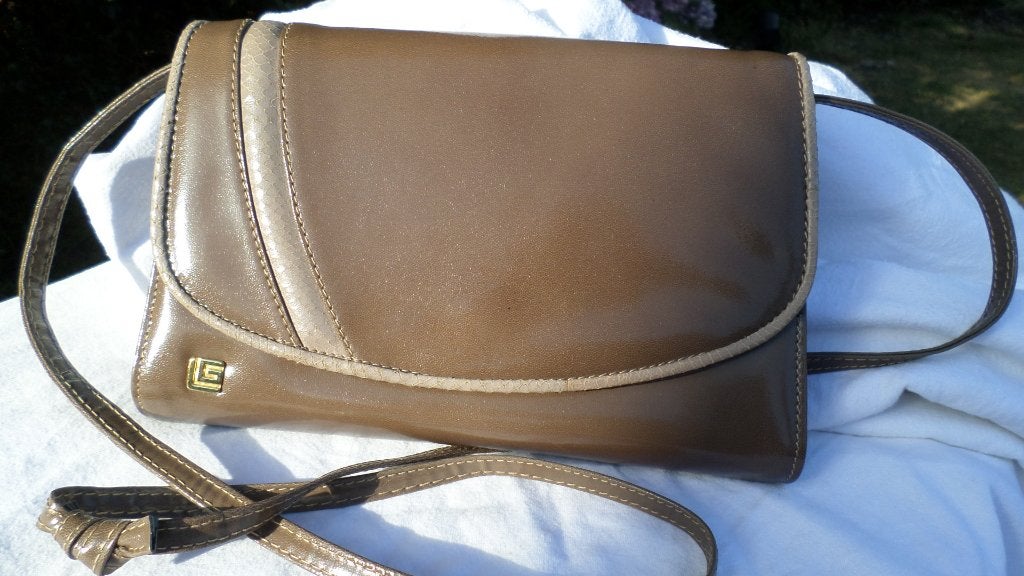 Sac/pochette Guy Laroche, Bijoux, Sacs & Beauté, Sacs | Sacs Femme, Enlèvement ou Envoi, Sac à bandoulière