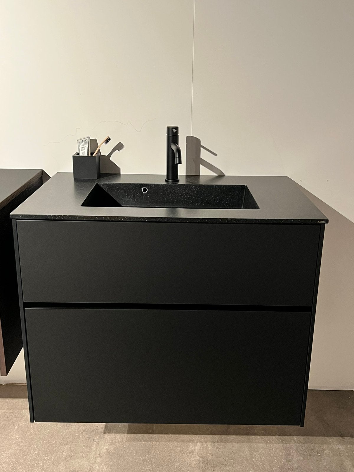 Meuble de salle de bain - noir Prato + robinet, Maison & Meubles, Enlèvement, Comme neuf