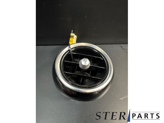 Luchtrooster Dashboard van een Mercedes C-Klasse, Gebruikt, -, Ophalen of Verzenden, -