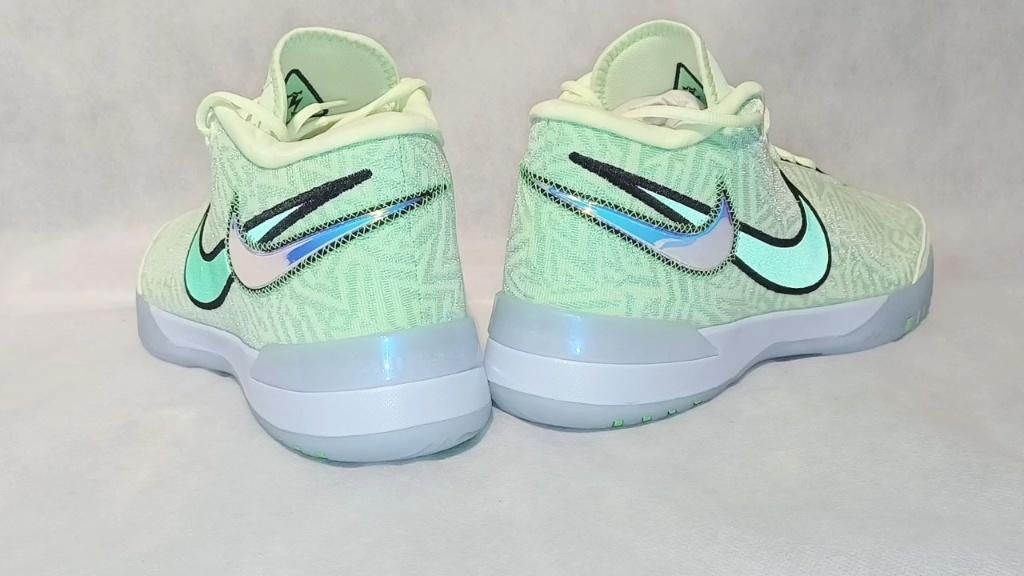 Nike Lebron NXXT Genius - Maat 47 - Nieuw - #53#, Vêtements | Hommes, Chaussures, Neuf, Enlèvement ou Envoi, Autres couleurs, Nike
