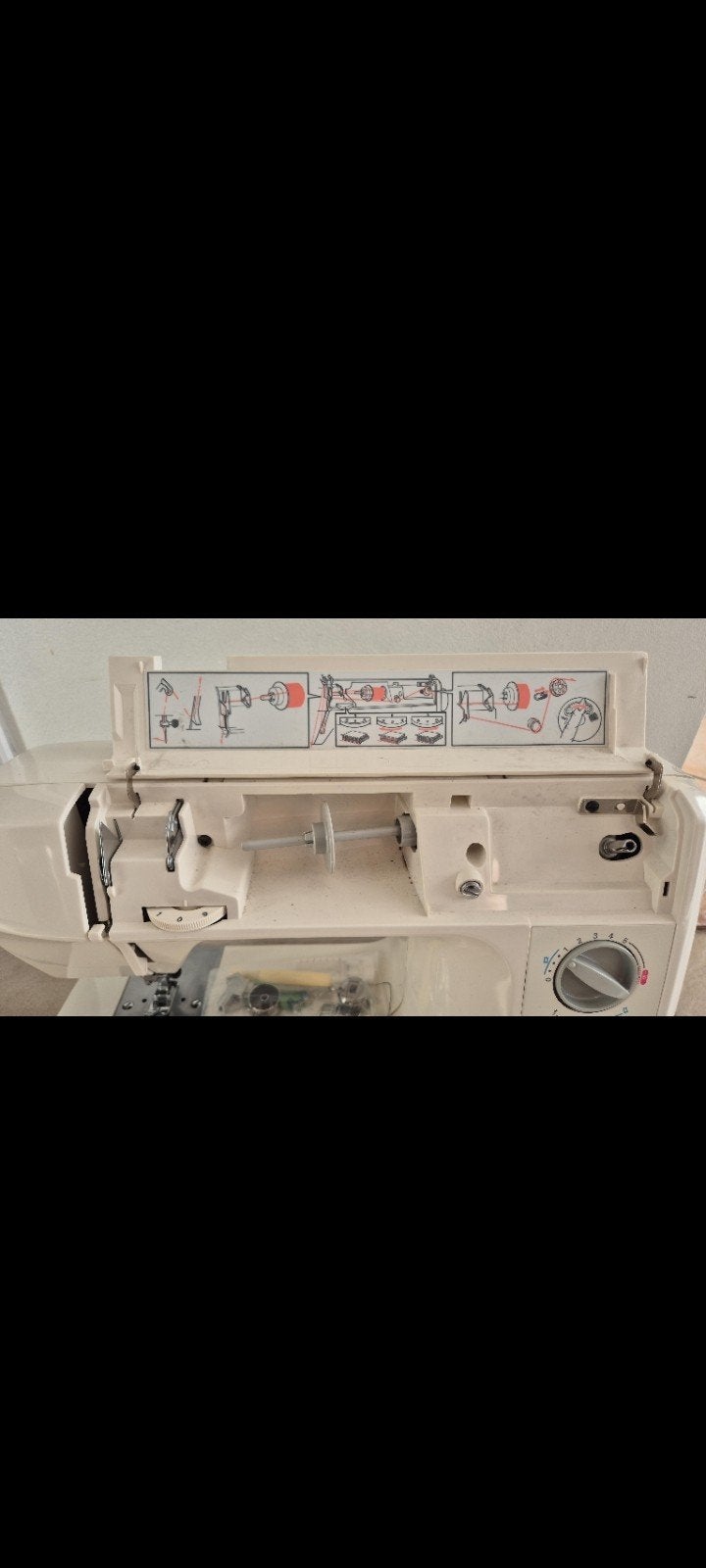 Naaimachine Toyota model 4041 Japanse, Enlèvement, Machine à coudre