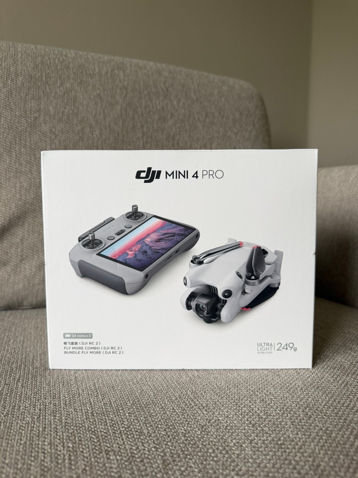 DJI Mini 4 Pro Fly More Combo – RC 2 avec écran – NEUF, Audio, Tv en Foto, Ophalen, Zo goed als nieuw, DJI