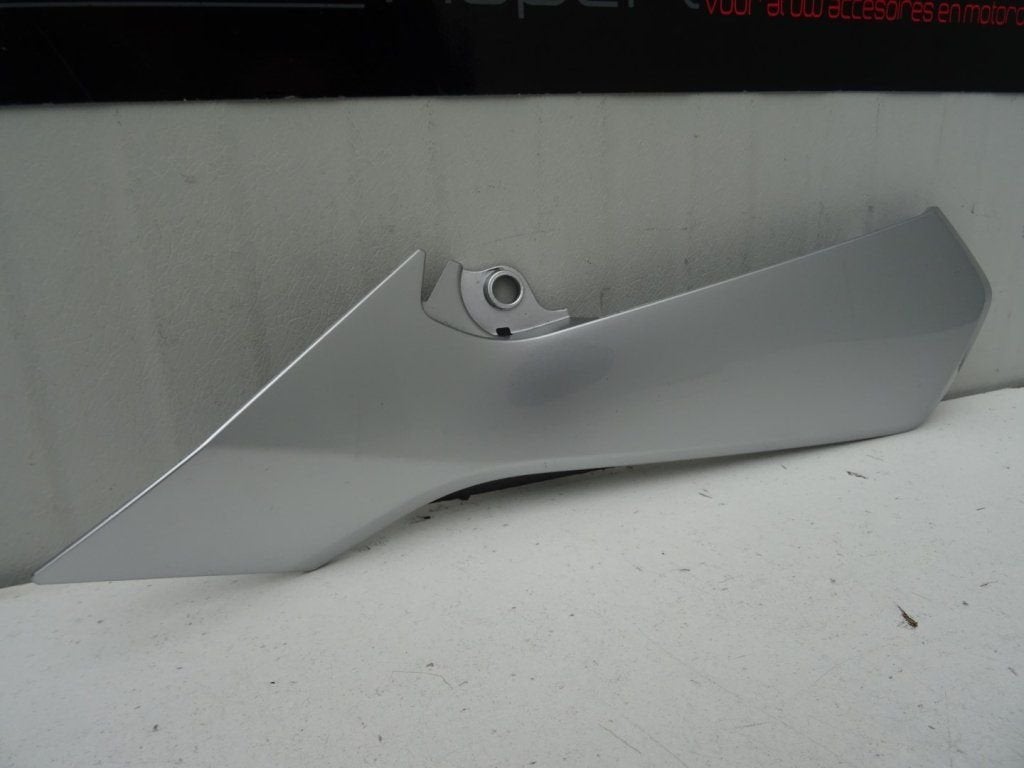 Linker Kap / Kuipdeel onder zadel Yamaha Tracer 9 9GT 2021 >, Gebruikt, -, -, Ophalen of Verzenden