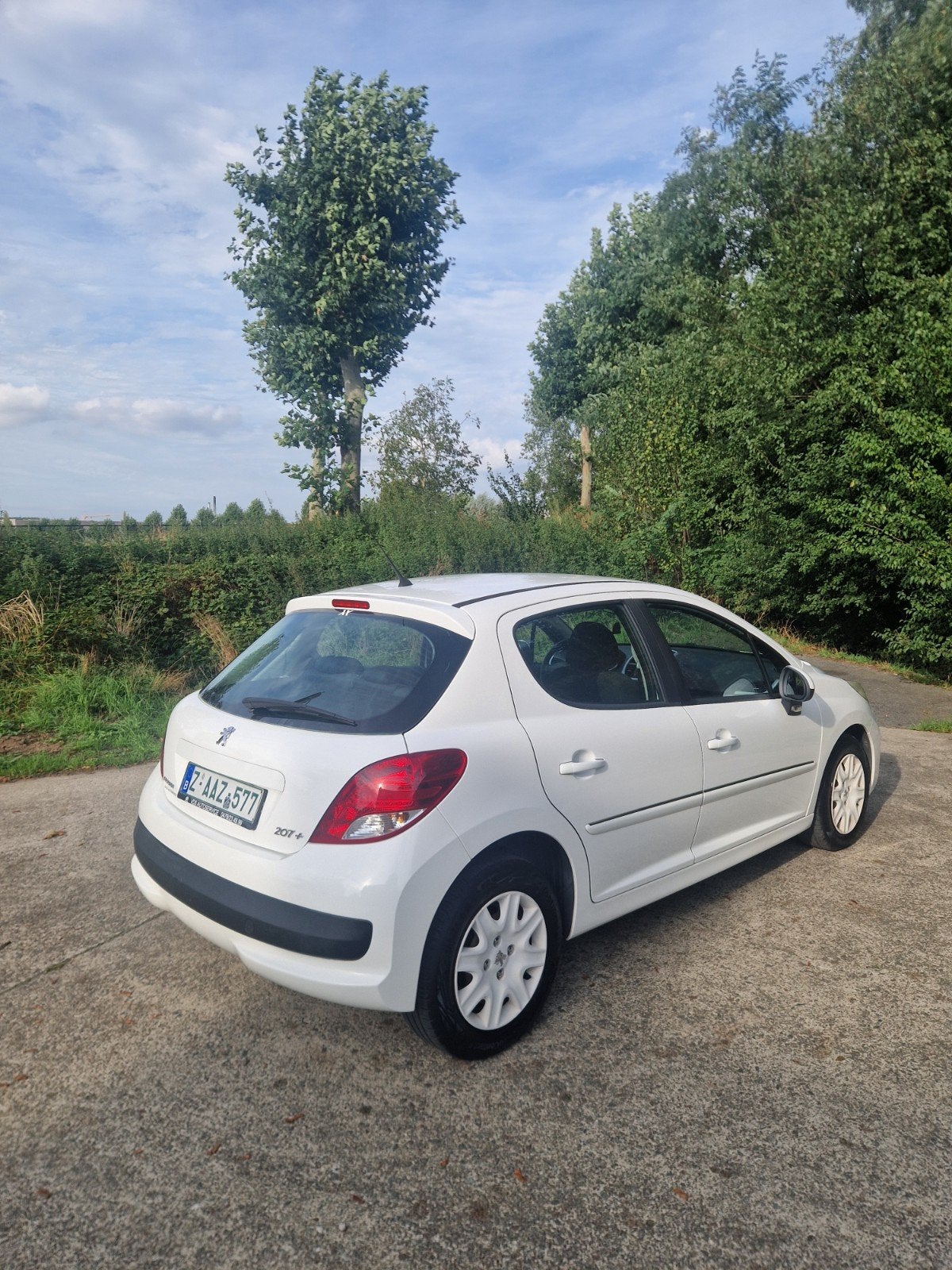 Peugeot 207+ 1.4 essence à seulement 61000 km ! Garantie, Euro 5, Achat, https://public.car-pass.be/vhr/7c8b8a37-5231-415c-a714-c24aaf56b92fhttps://public.car-pass.be/vhr/7c8b8a37-5231-415c-a714-c24aaf56b92f