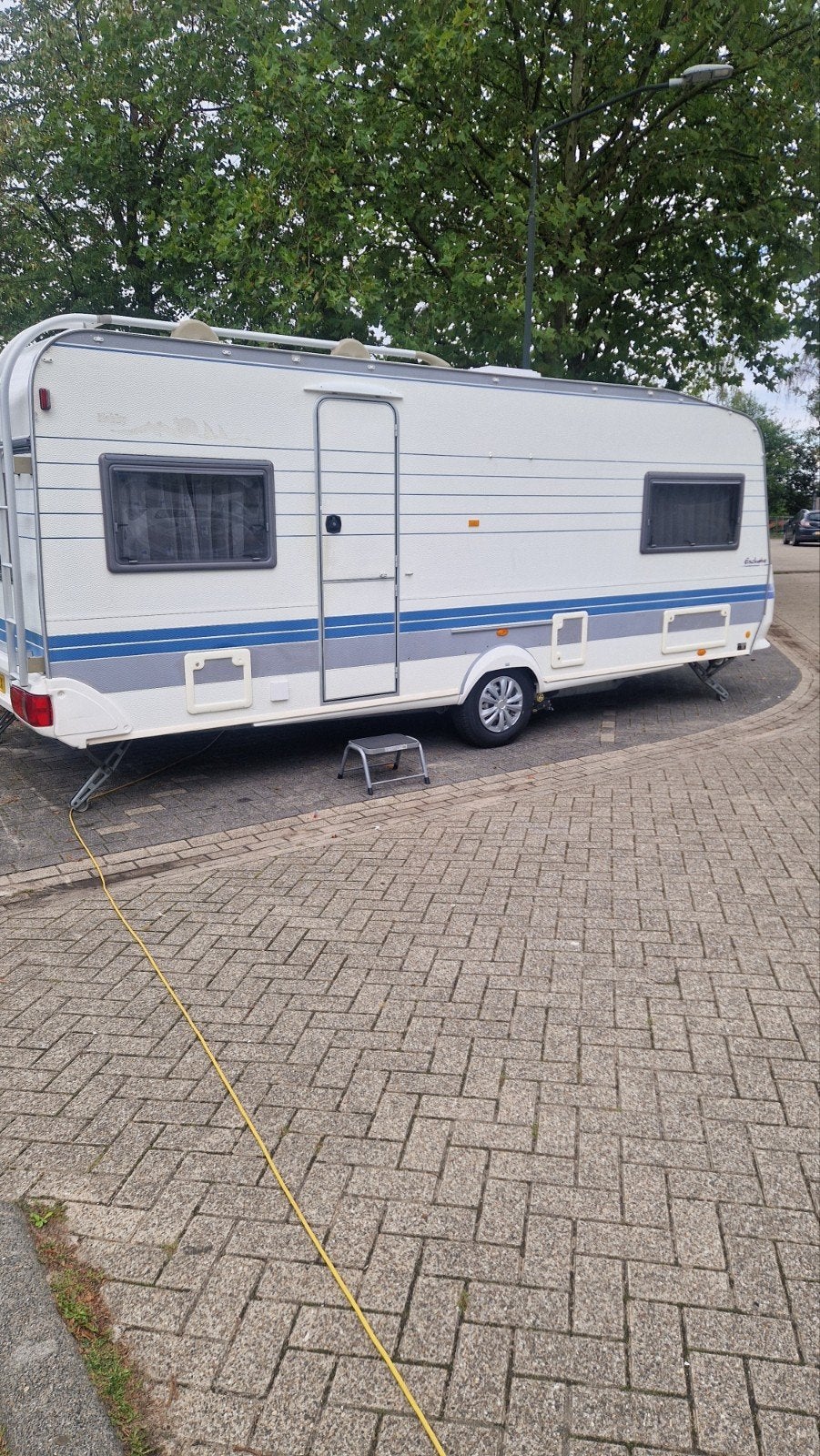 hobby caravan 560 bj 2000, 2 aparte bedden, Schokbreker, Rondzit, Hobby
