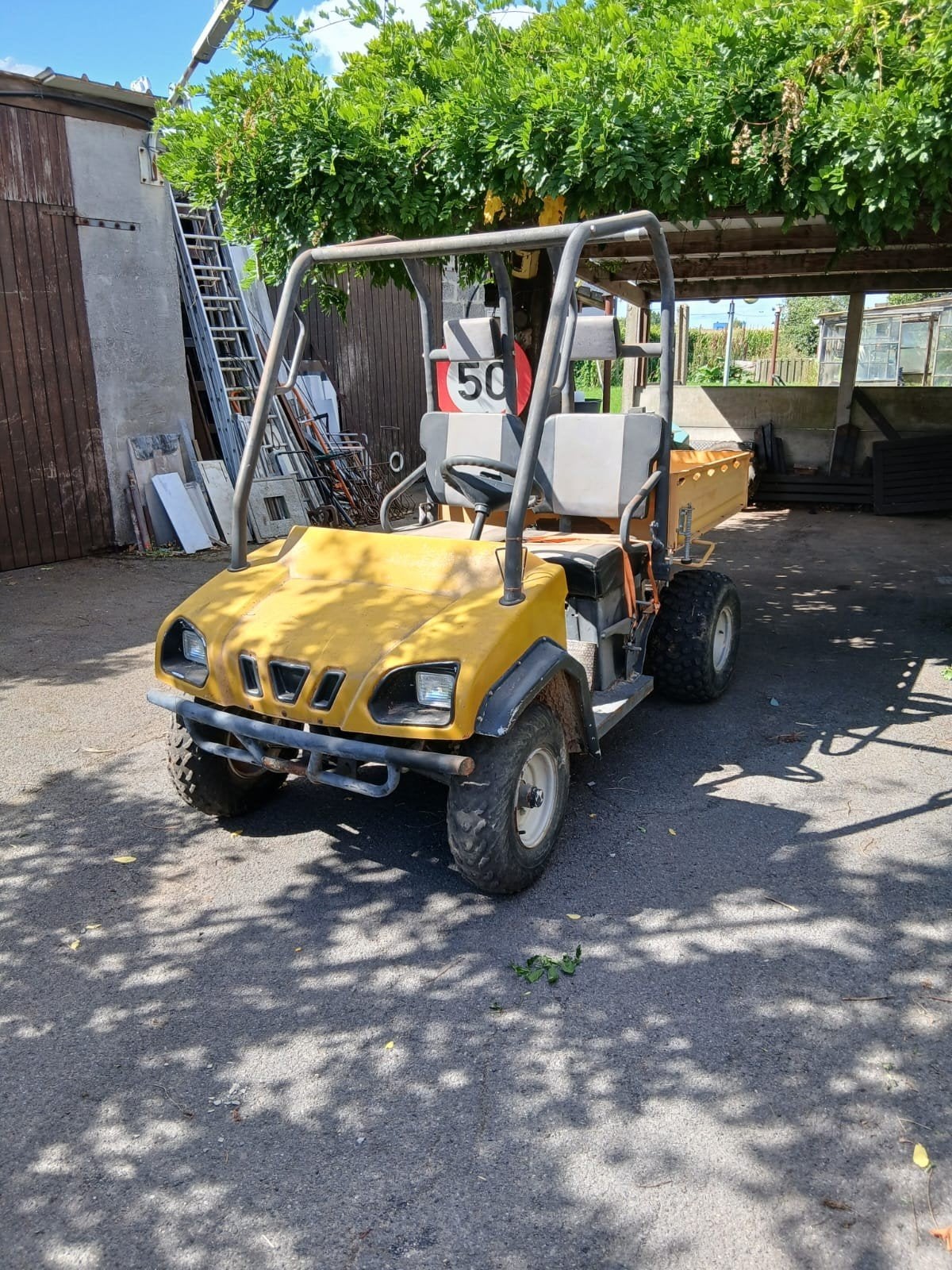 Yerf-dog buggy/ golfkarretje/ utility car, Ophalen