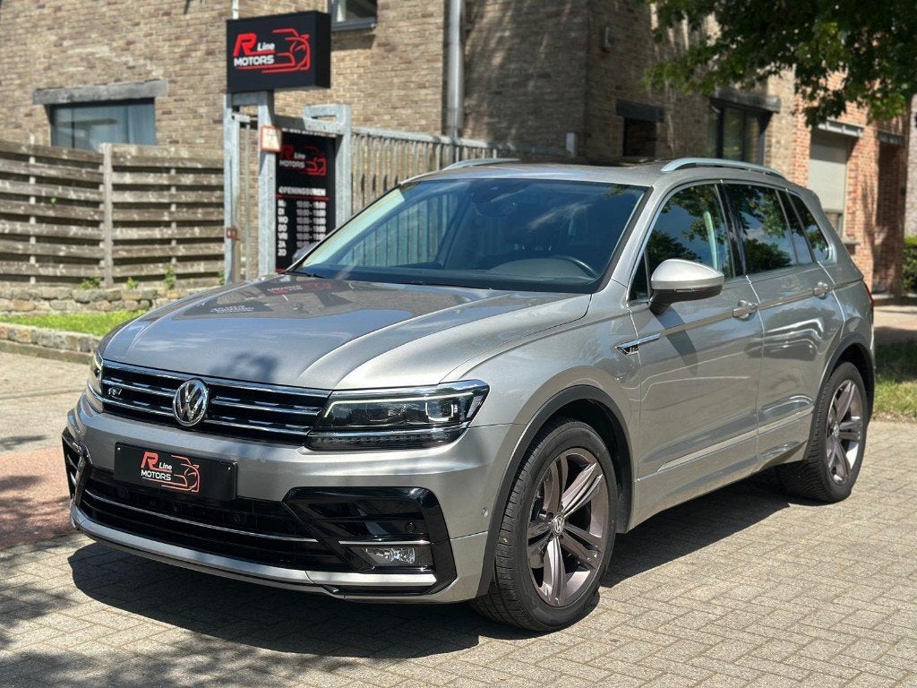 VW Tiguan 2.0TDI - R Line - 20.248€ Netto - Pano - 360Camera, Auto's, Volkswagen, 4 cilinders, Leder, Bedrijf, Te koop