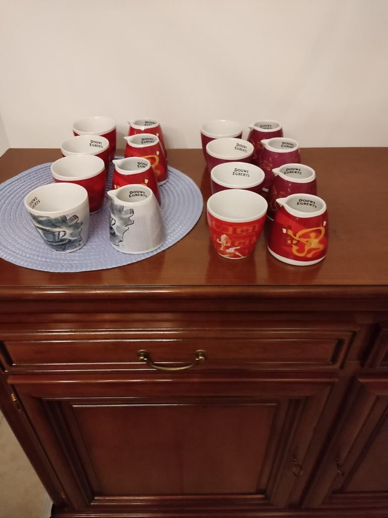 Douwe Egberts, Antiek en Kunst, Ophalen