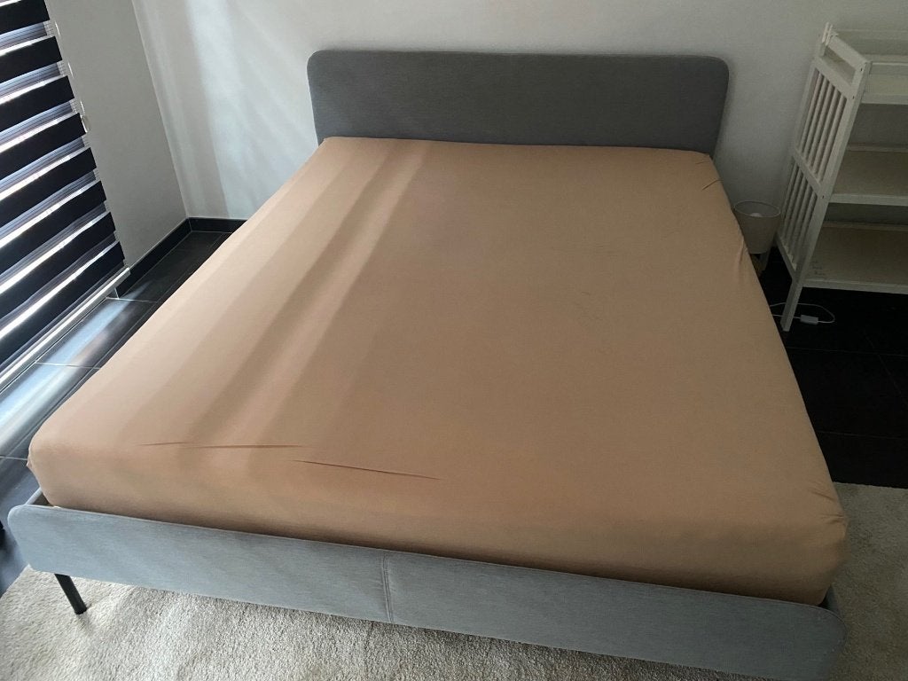 bed met lattenbodem en matras, Ophalen, Gebruikt, 200 cm, 160 cm