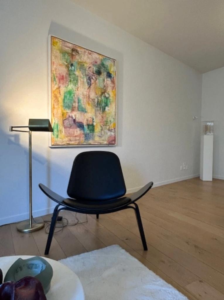 mobilier design, Comme neuf, Enlèvement, Bois, Noir