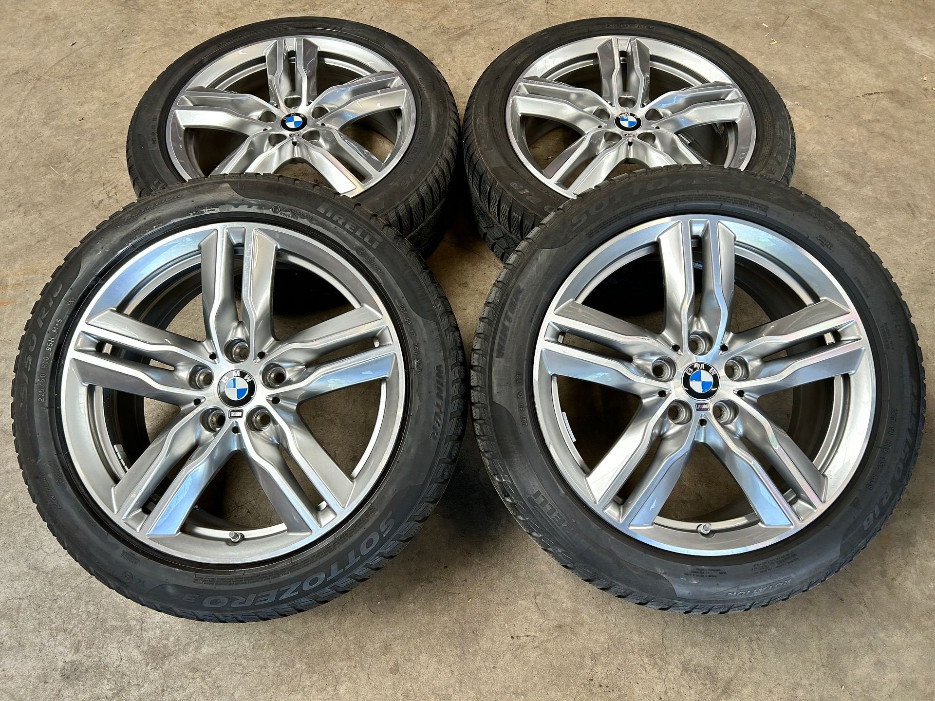 ✅ 18 inch originele velgen + winterbanden BMW X1 F48 X2 F39, Autos : Pièces & Accessoires, Pneus et Jantes, Pneus hiver, Véhicule de tourisme
