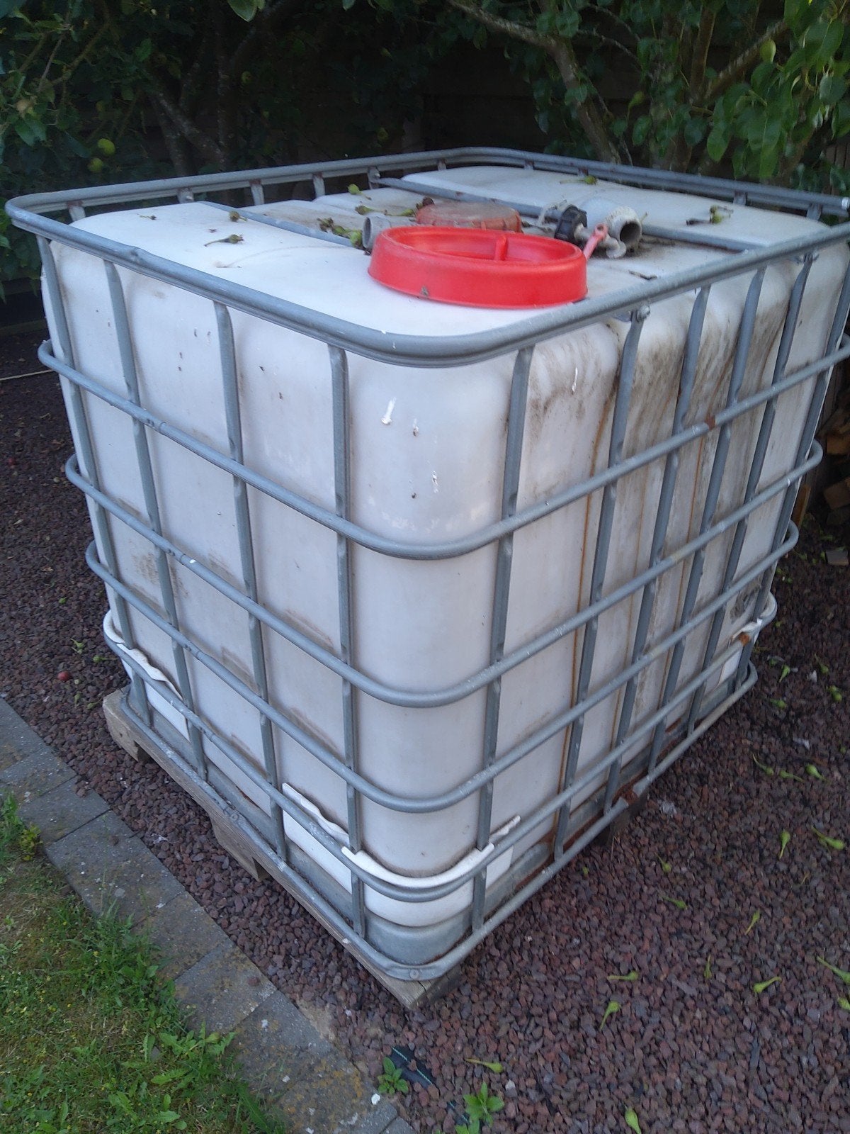 Waterton 1000 liter, Ophalen