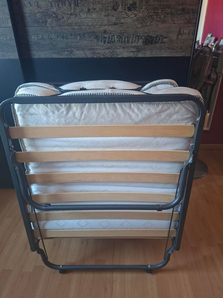 Lit sur roulettes repliable 90x190, Maison & Meubles, Enlèvement