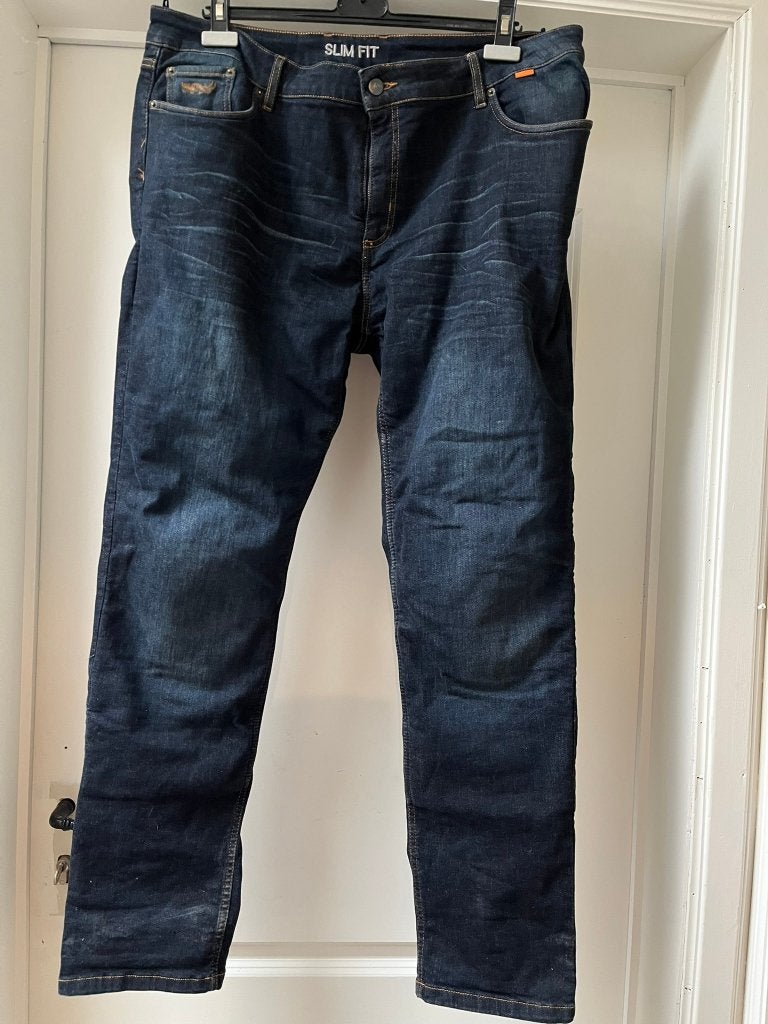 Richa Slim Fit motorjeans D3O knieprotectie – maat 42/32, Motoren, Heren, RICHA, Ophalen of Verzenden, Broek | textiel
