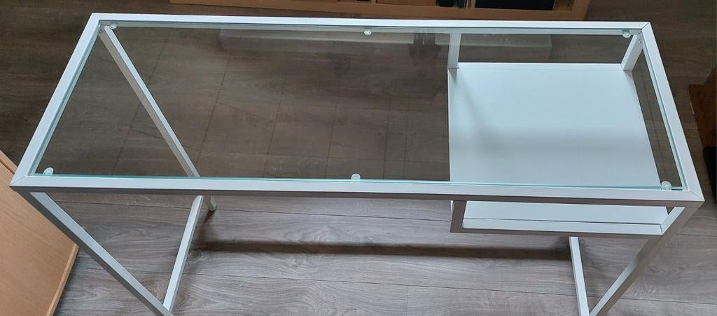 Ikea bureau tafel voor laptop, Huis en Inrichting, Tafels | Sidetables, Ophalen, Glas