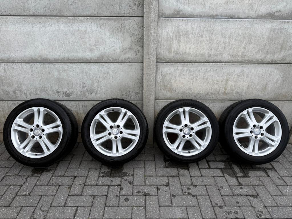 Jantes avant-gardistes Mercedes W211  en très bon état ! ! !, Pneus et Jantes, 245 mm, Véhicule de tourisme, Pneus été