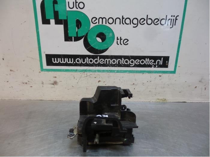 Serrure portière mécanique 4portes avant droite d'un Fiat, -, Utilisé, Fiat, -