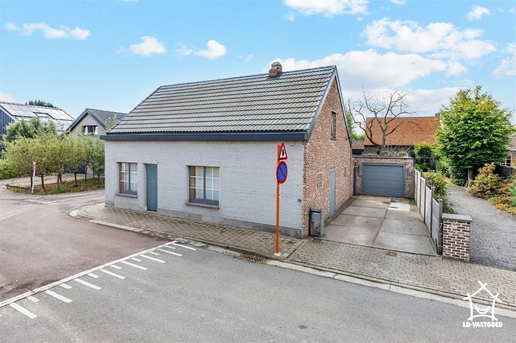 Huis te koop in Desteldonk, Immo, Huizen en Appartementen te koop, Vrijstaande woning, Gent