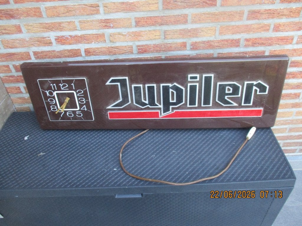 enseigne jupilaire, Enlèvement